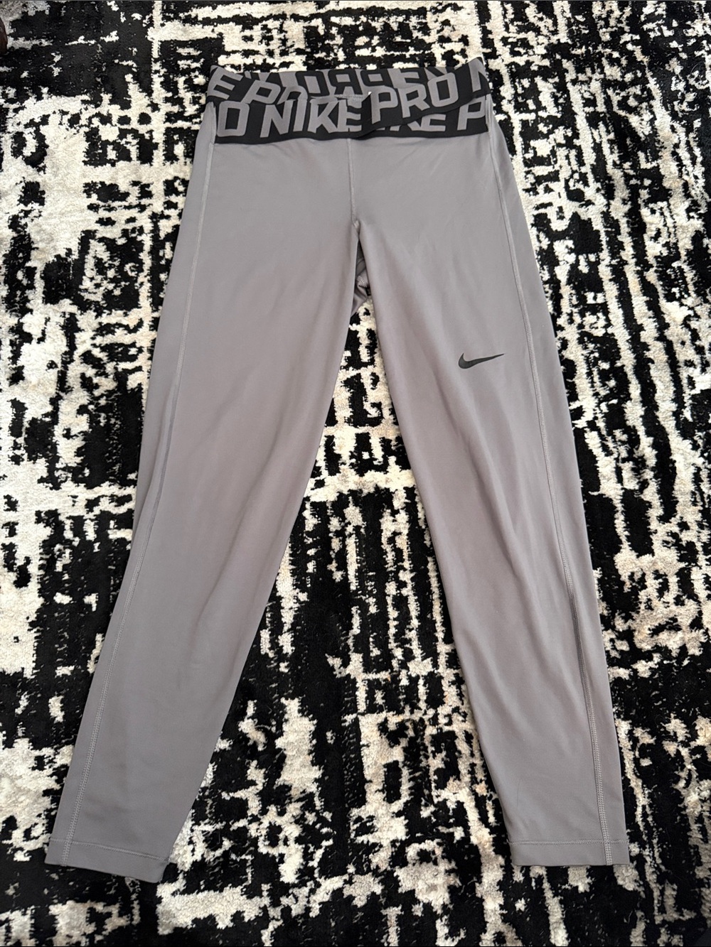Nike Gray Athletic Leggings with Branded Black Waistband